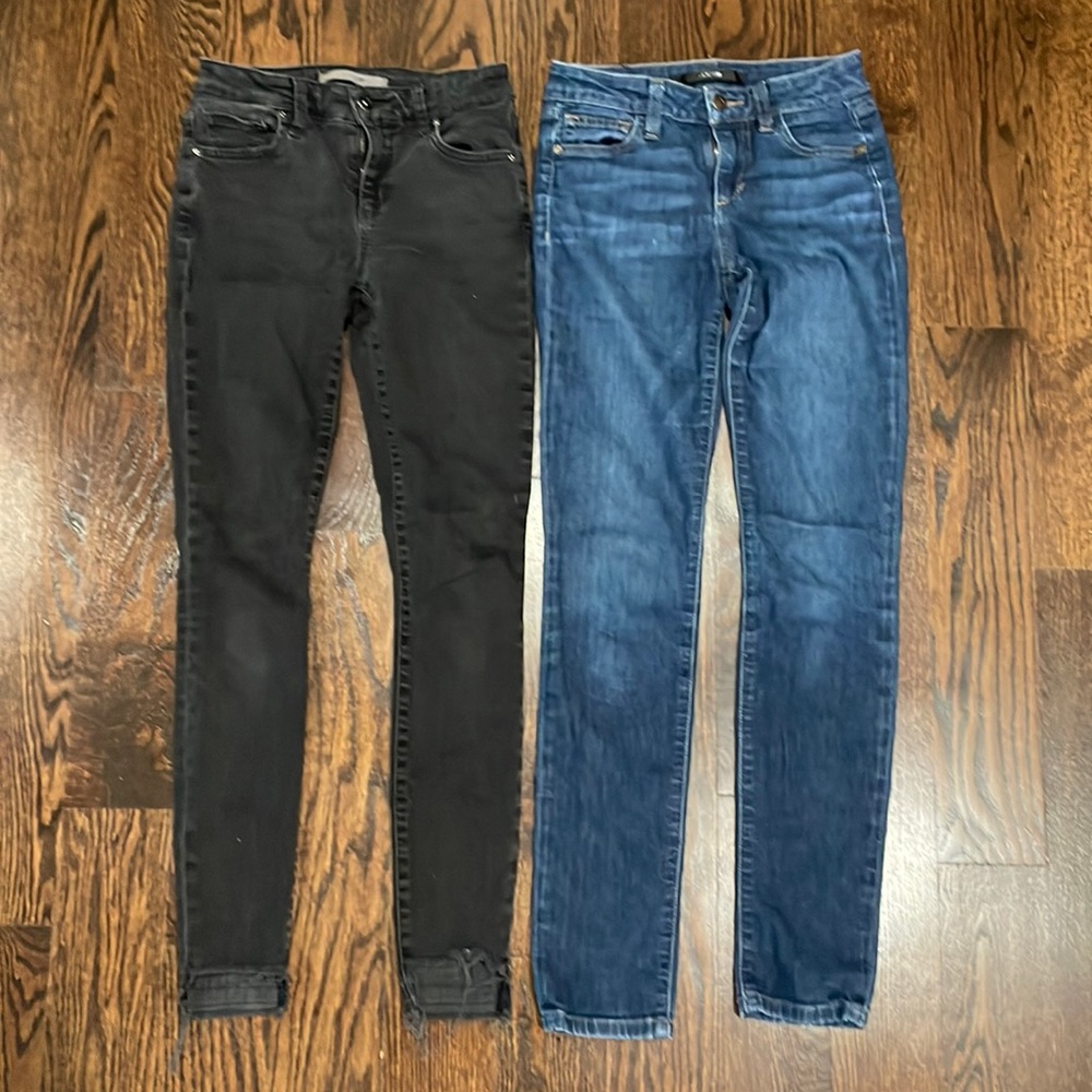 2 pairs of Joes jeans. Size 25 .